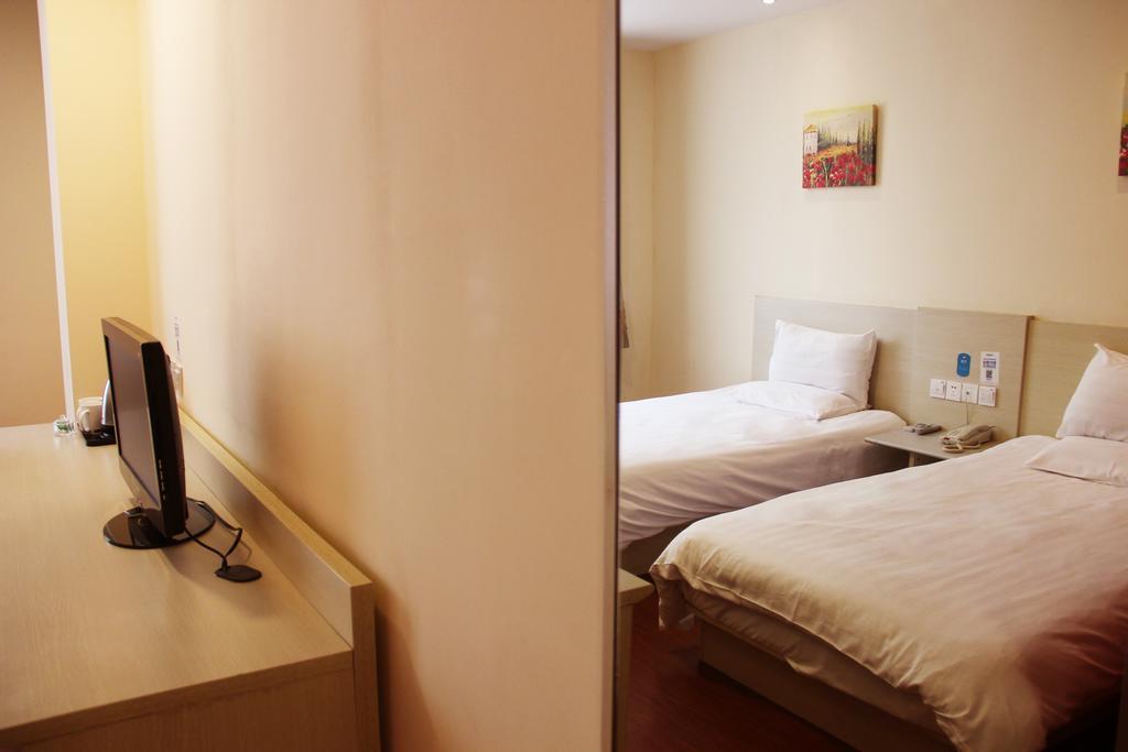 Hanting Express Qingdao South Chongqing Road الغرفة الصورة